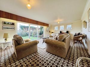 Photo 31- click for photo gallery